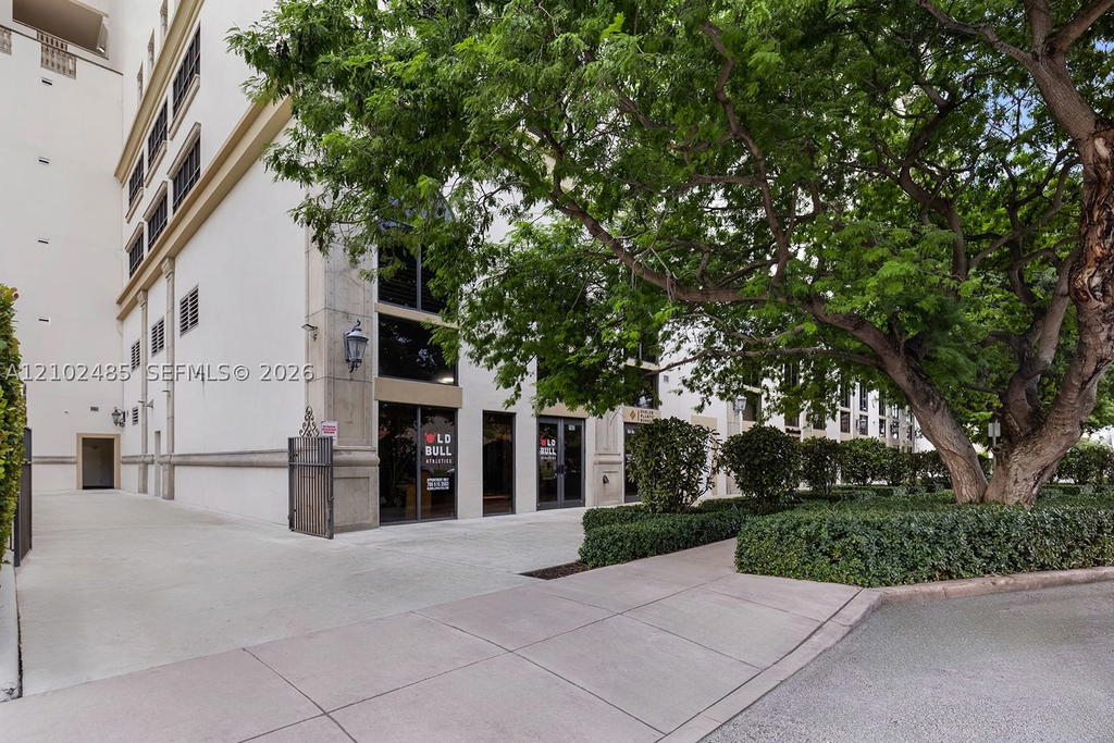 Real estate property located at 1805 Ponce De Leon Blvd #160, Miami-dade, Coral Gables, FL