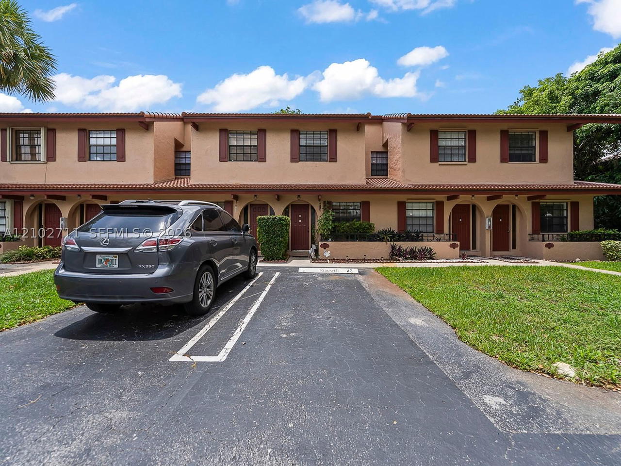 Real estate property located at 10942 Sample Rd, Broward, Country Club Chalet Condo, Coral Springs, FL