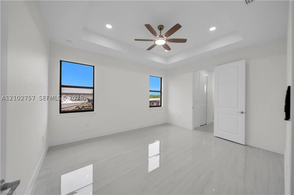 Real estate property located at 382 Pauline AVE, Lee, Lehigh Acres, Lehigh Acres, FL