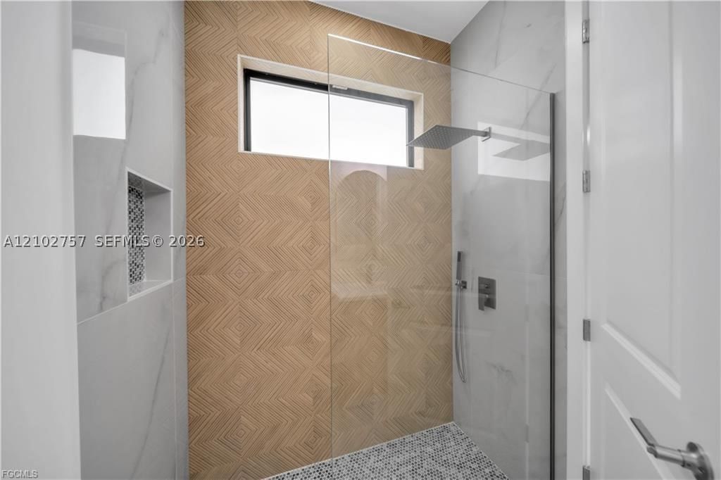 Real estate property located at 382 Pauline AVE, Lee, Lehigh Acres, Lehigh Acres, FL