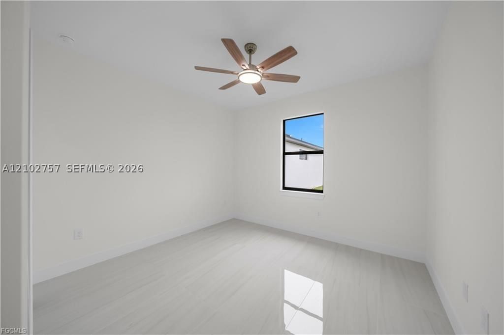 Real estate property located at 382 Pauline AVE, Lee, Lehigh Acres, Lehigh Acres, FL