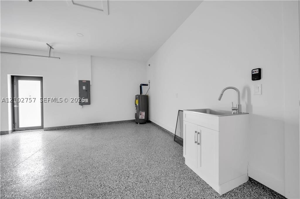 Real estate property located at 382 Pauline AVE, Lee, Lehigh Acres, Lehigh Acres, FL