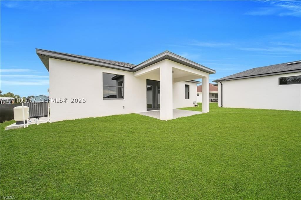Real estate property located at 382 Pauline AVE, Lee, Lehigh Acres, Lehigh Acres, FL