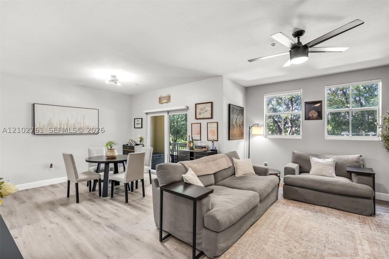 Real estate property located at 10870 88th Ter #224, Miami-dade, Coronado At Doral Iii Con, Doral, FL