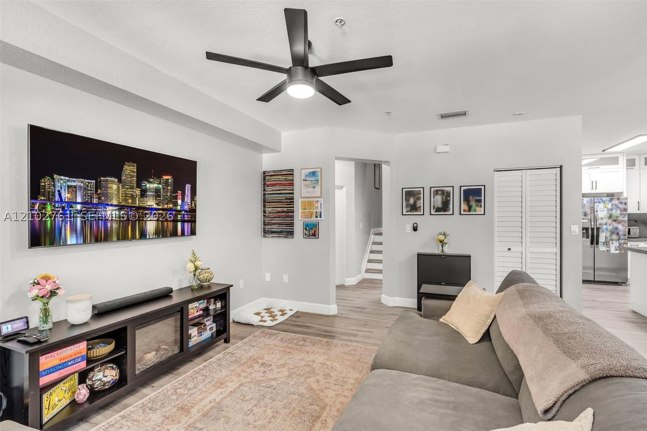 Real estate property located at 10870 88th Ter #224, Miami-dade, Coronado At Doral Iii Con, Doral, FL