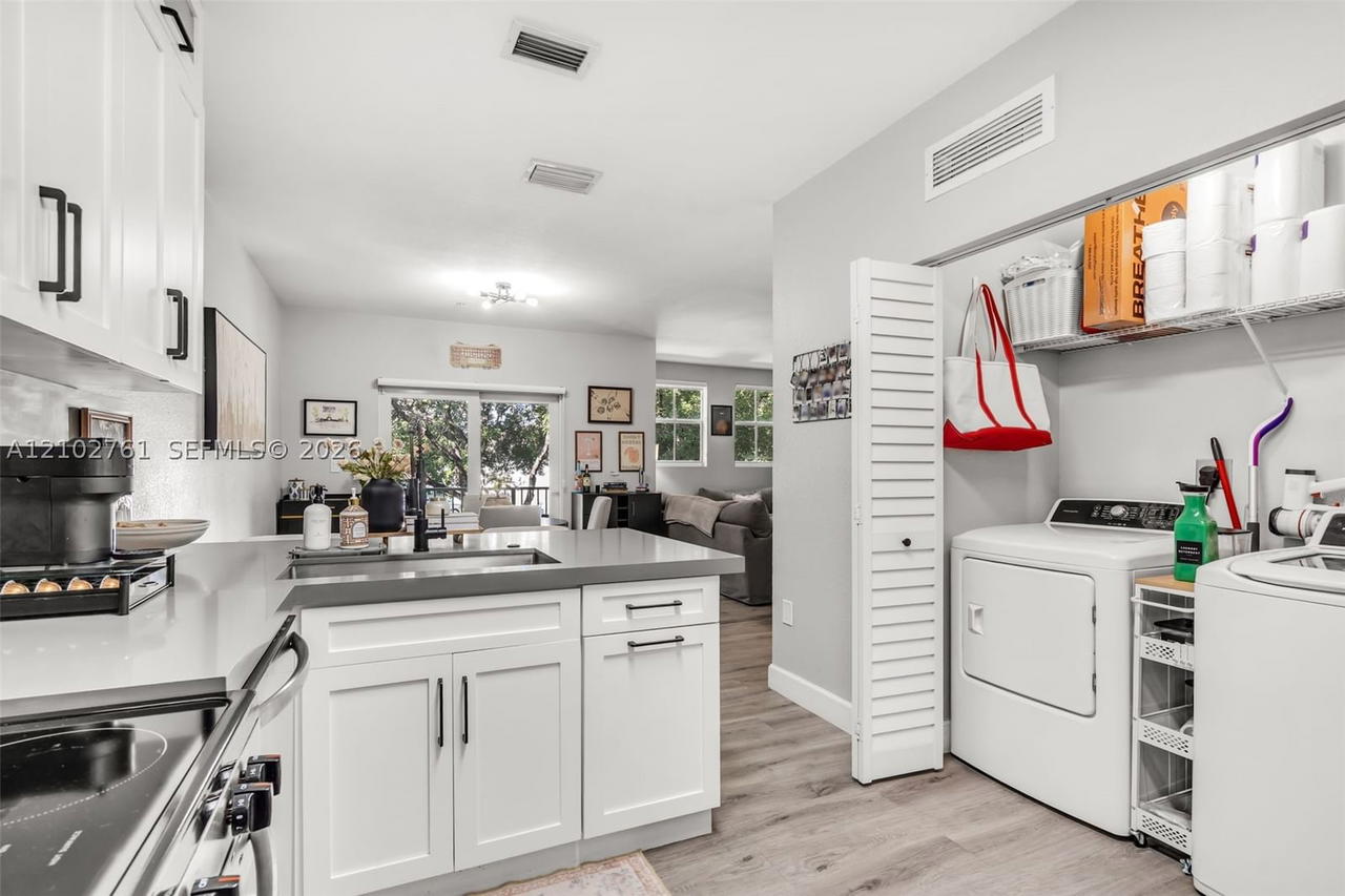 Real estate property located at 10870 88th Ter #224, Miami-dade, Coronado At Doral Iii Con, Doral, FL