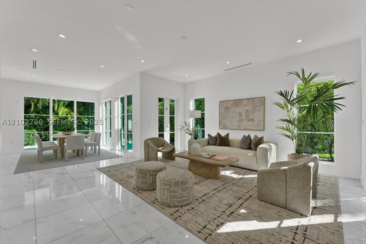 Real estate property located at 315 Santander Ave #315, Miami-dade, Coral Gables Crafts Sec, Coral Gables, FL