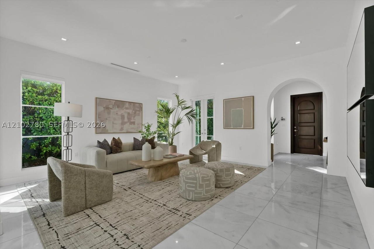 Real estate property located at 315 Santander Ave #315, Miami-dade, Coral Gables Crafts Sec, Coral Gables, FL