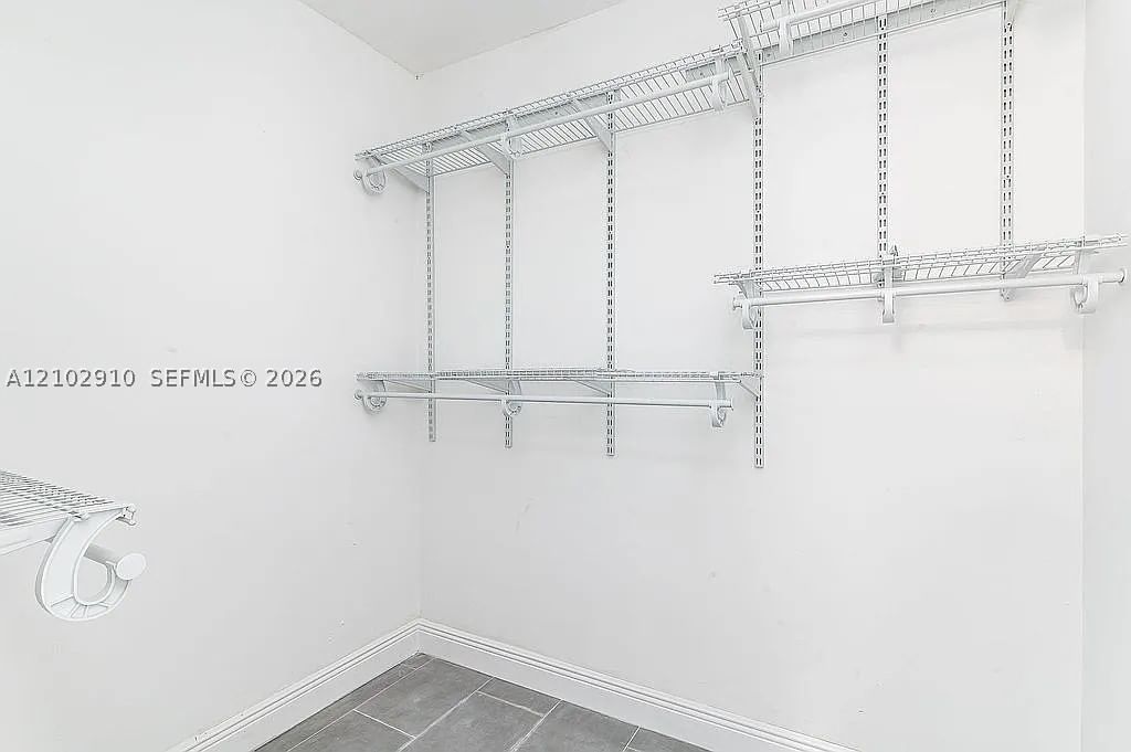Real estate property located at 1931 Sabal Palm Dr #301, Broward, Condo 4 Of Sabal Palm Con, Davie, FL