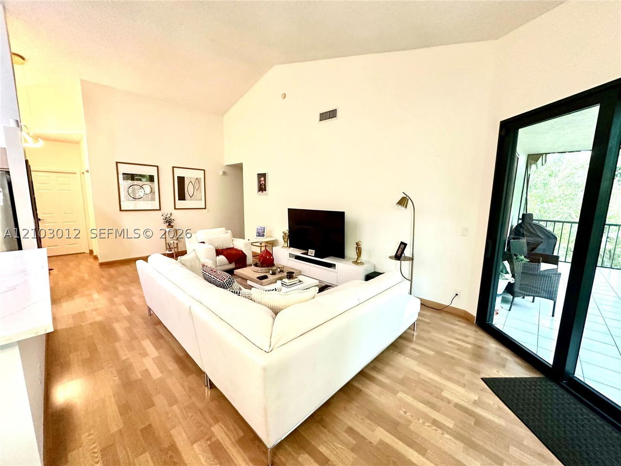 Real estate property located at 5790 Coach House Cir E, Palm Beach, Coach Houses Of Town Plac, Boca Raton, FL