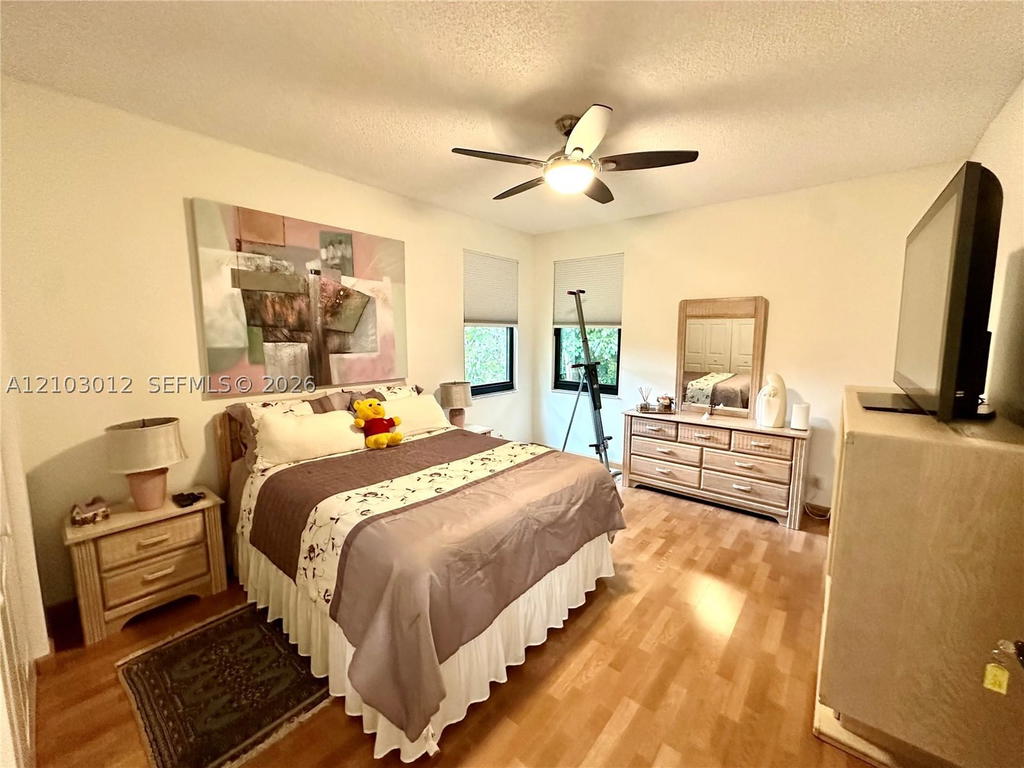 Real estate property located at 5790 Coach House Cir E, Palm Beach, Coach Houses Of Town Plac, Boca Raton, FL