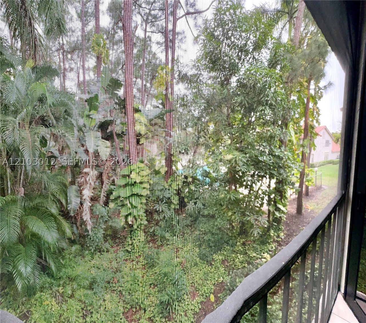 Real estate property located at 5790 Coach House Cir E, Palm Beach, Coach Houses Of Town Plac, Boca Raton, FL