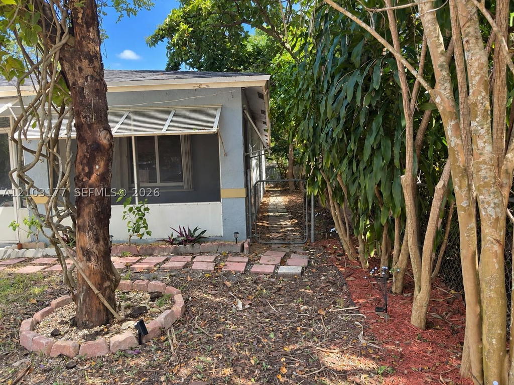 Real estate property located at 621 24th Ave, Broward, Hollywood Little Ranches, Hollywood, FL