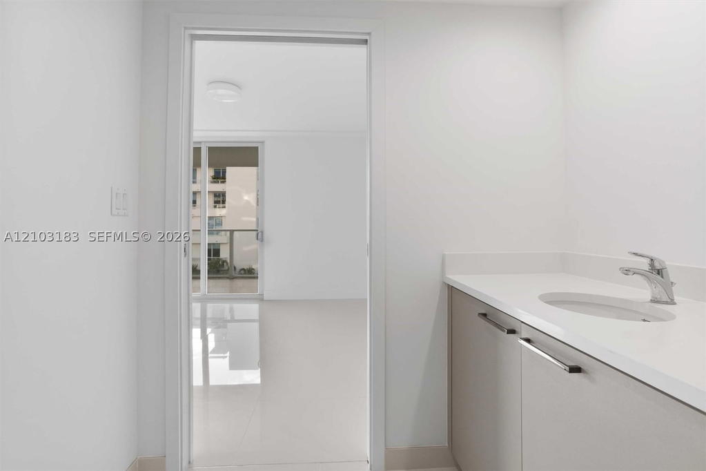 Real estate property located at 1150 101st St #402, Miami-dade, One Bay Harbor Condo, Bay Harbor Islands, FL