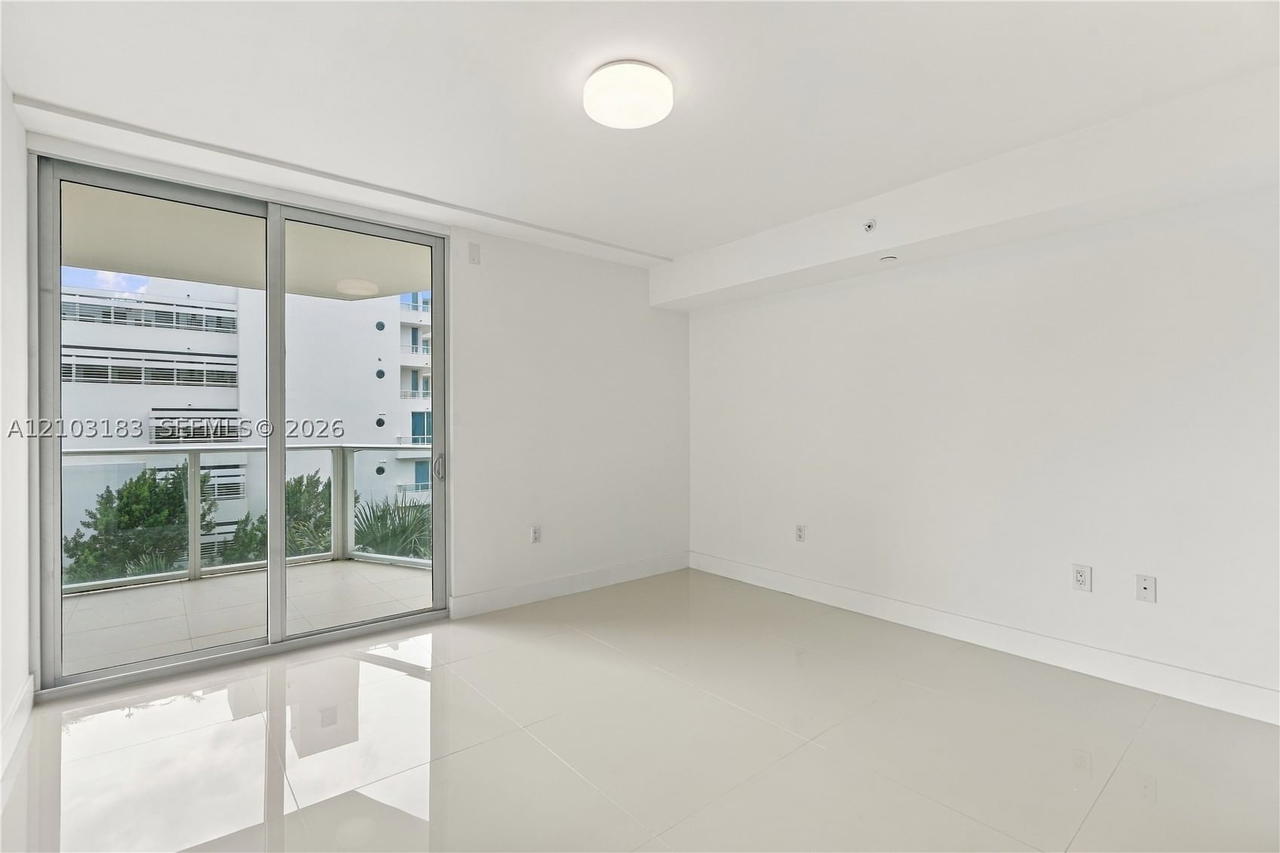 Real estate property located at 1150 101st St #402, Miami-dade, One Bay Harbor Condo, Bay Harbor Islands, FL
