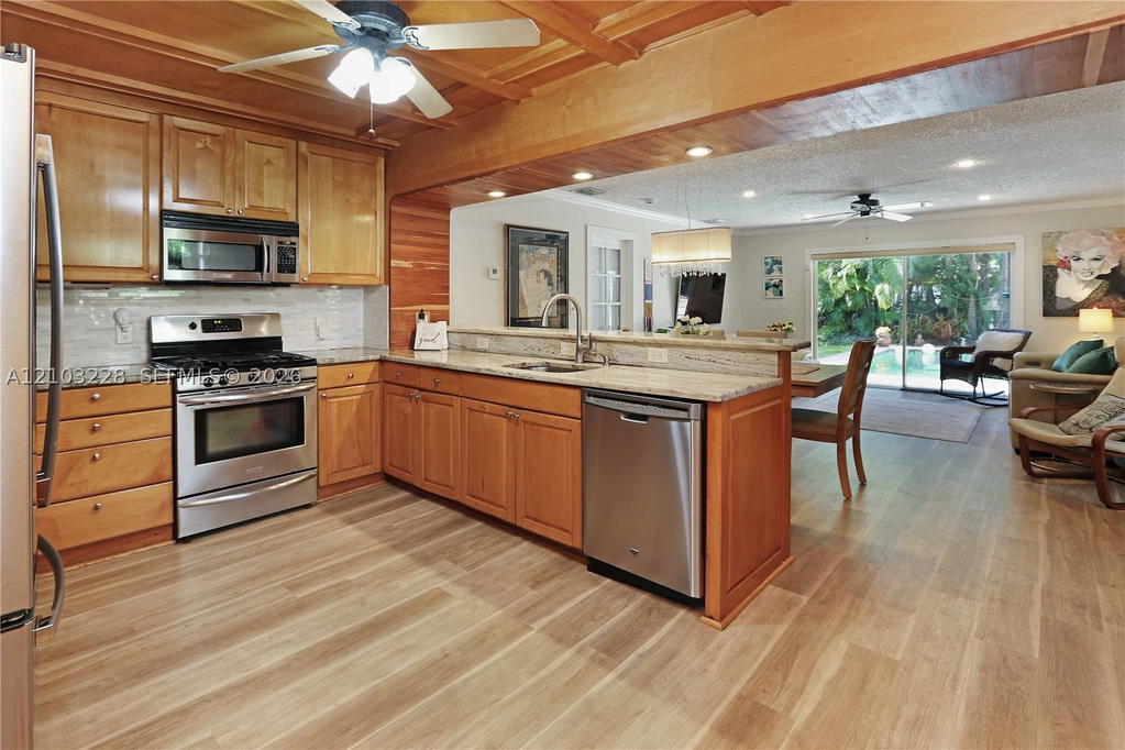 Real estate property located at 1410 Fletcher St, Broward, Sunset Trails No 4, Hollywood, FL