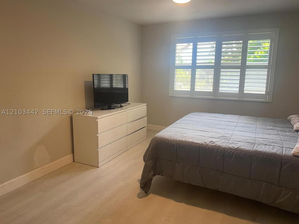 Real estate property located at 8721 Wiles Rd #303, Broward, Edgewater Condo, Coral Springs, FL