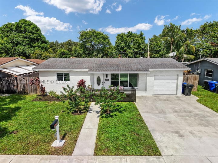 Real estate property located at 6311 Liberty St, Broward, Driftwood Plaza No 3, Hollywood, FL