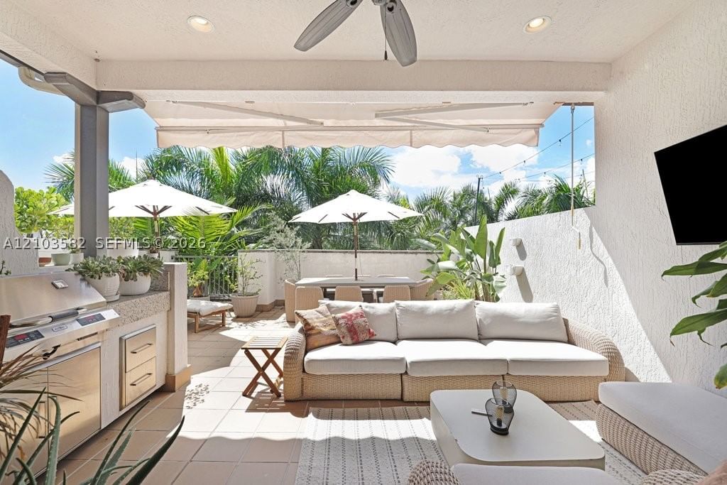 Real estate property located at , Miami-dade, Downtown Doral Dutcher, Doral, FL