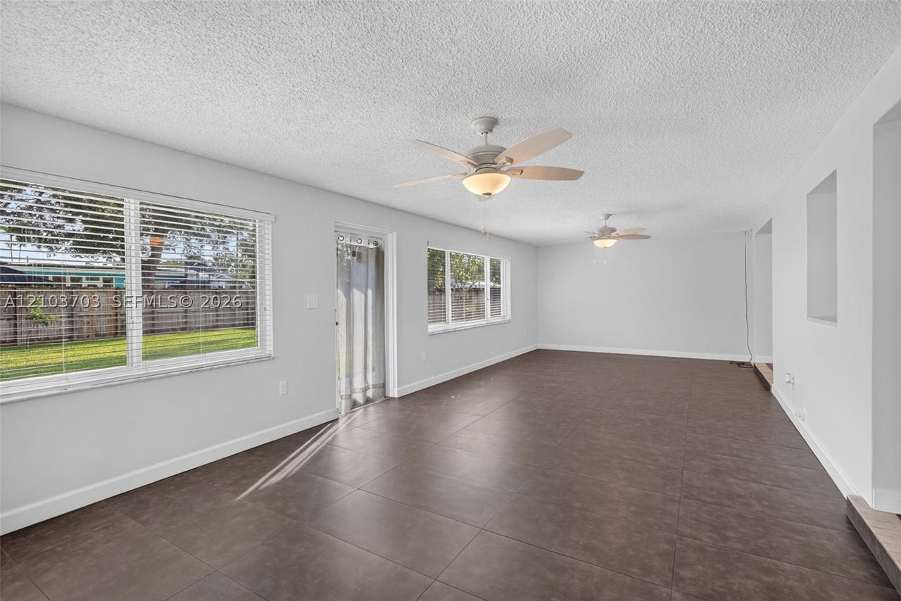 Real estate property located at 4110 Roosevelt St, Broward, Hollywood Hills, Hollywood, FL