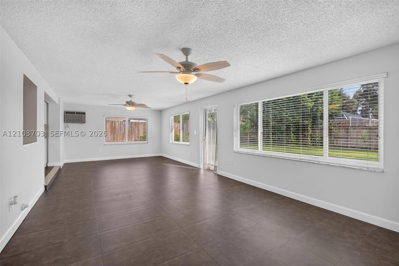 Real estate property located at 4110 Roosevelt St, Broward, Hollywood Hills, Hollywood, FL