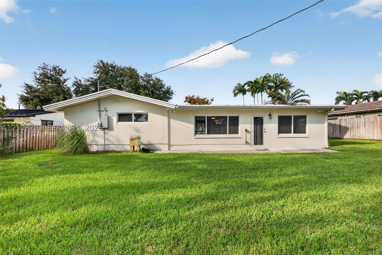 Real estate property located at 4110 Roosevelt St, Broward, Hollywood Hills, Hollywood, FL