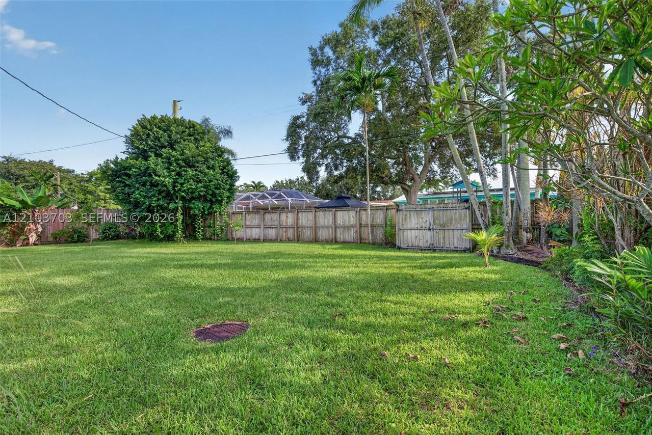 Real estate property located at 4110 Roosevelt St, Broward, Hollywood Hills, Hollywood, FL