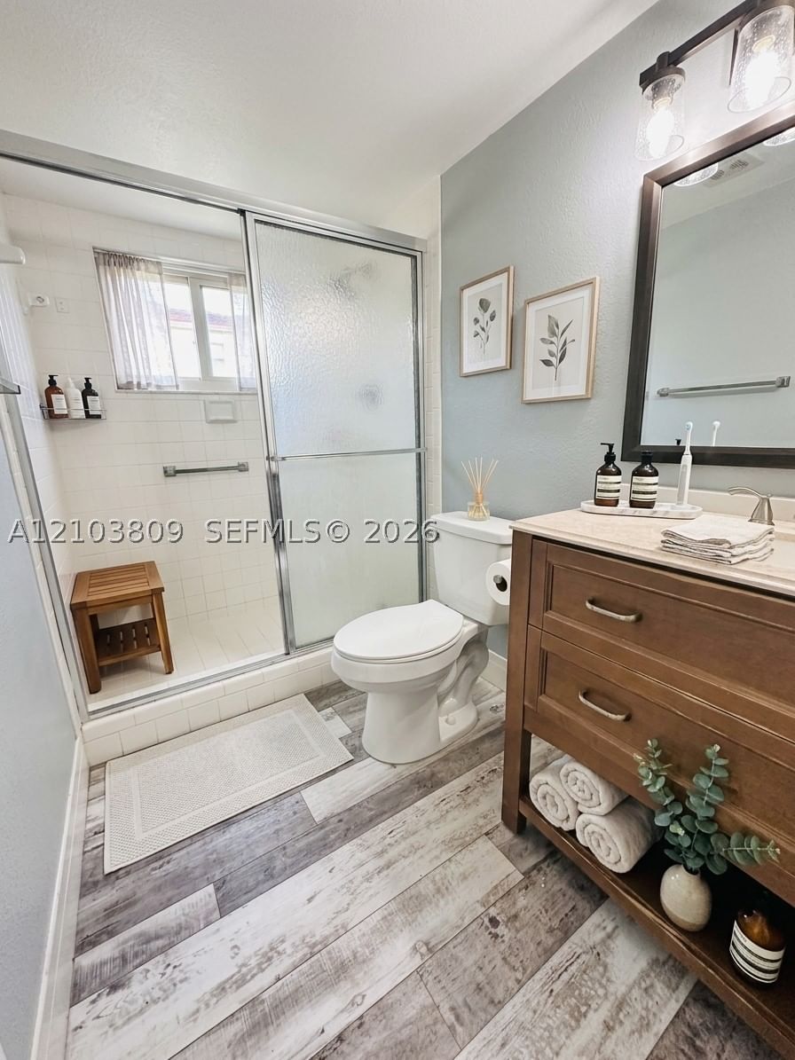 Real estate property located at 850 133rd Ter #318B, Broward, Kingsley At Century Villag, Pembroke Pines, FL