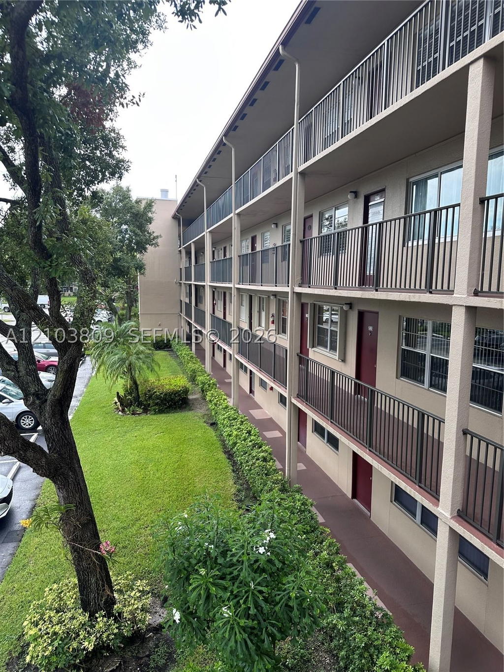 Real estate property located at 850 133rd Ter #318B, Broward, Kingsley At Century Villag, Pembroke Pines, FL