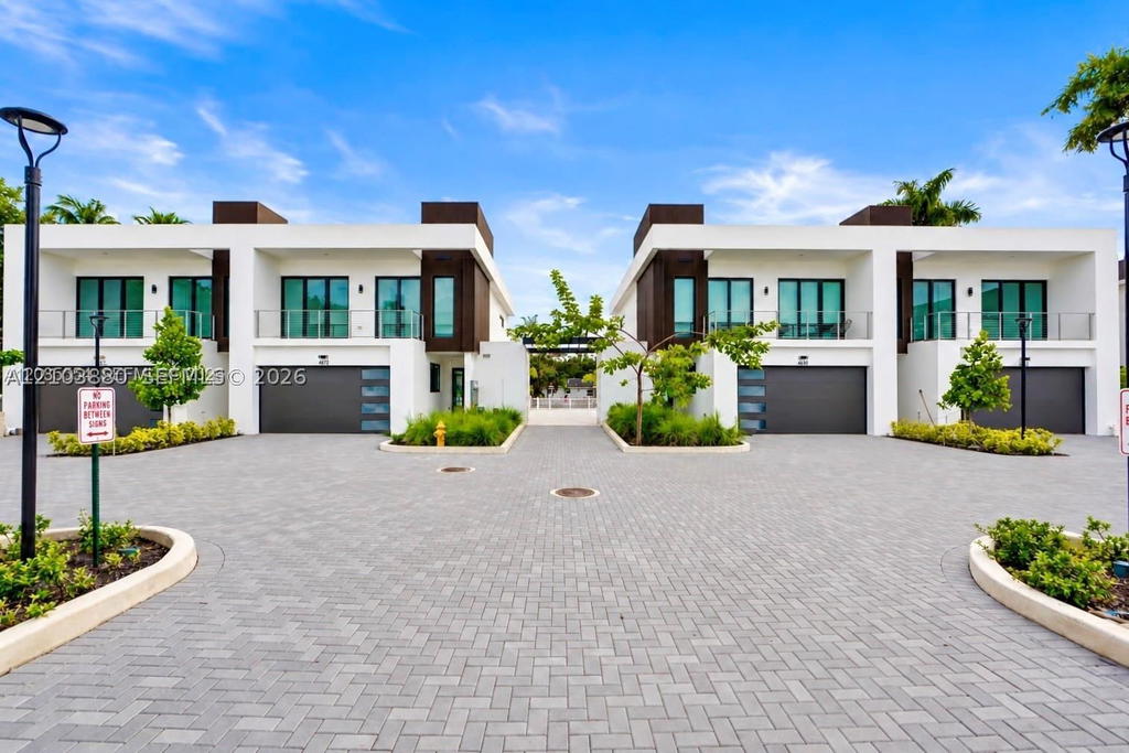 Real estate property located at 4636 SW 32 ND Ave C-2, Broward, H2o Dania Beach, Dania Beach, FL