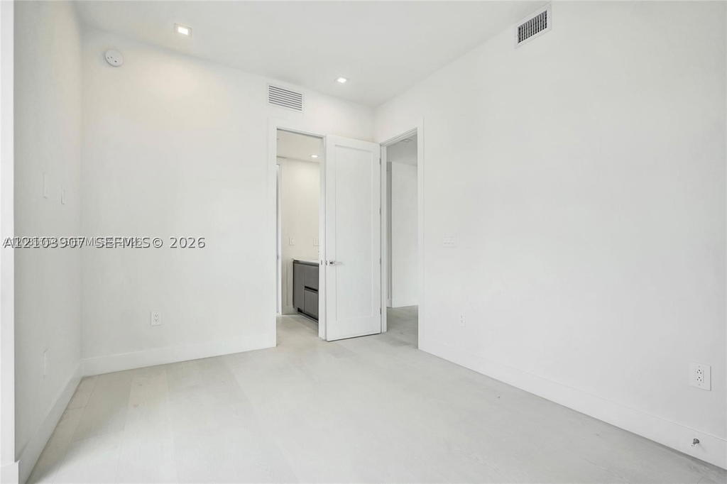 Real estate property located at 4652 SW 32 ND AVE B-2, Broward, H2o Dania Beach, Dania Beach, FL