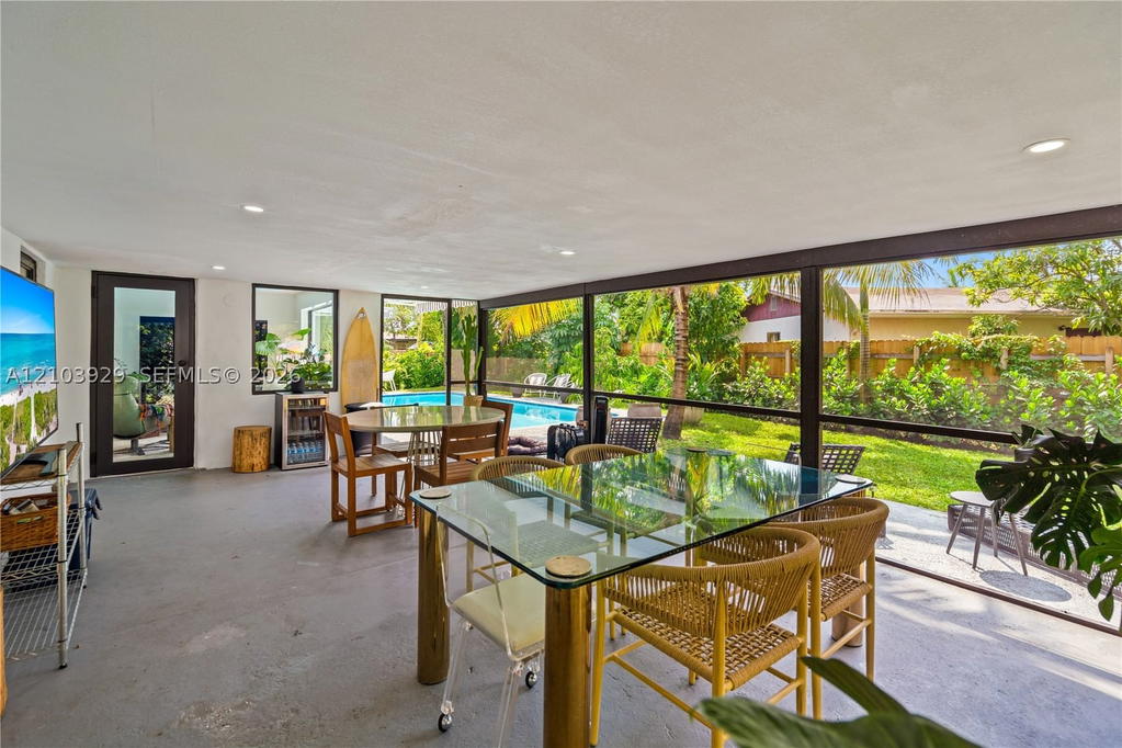 Real estate property located at 590 38th Pl, Broward, Bonnie Loch Sec 1, Deerfield Beach, FL