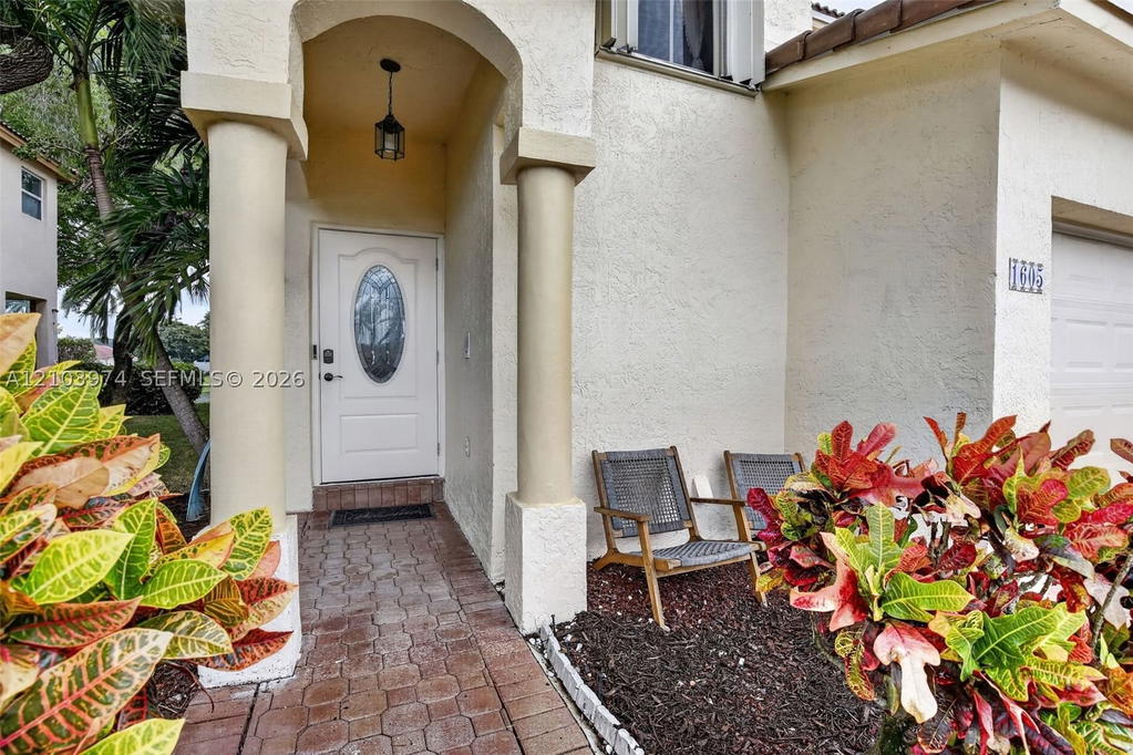 Real estate property located at 1605 158th Ave, Broward, Hollywood Lakes Country C, Pembroke Pines, FL