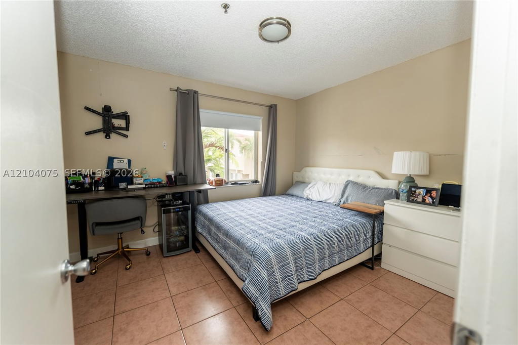 Real estate property located at 158 Riviera Cir #19-3, Broward, Bonaventure, Weston, FL