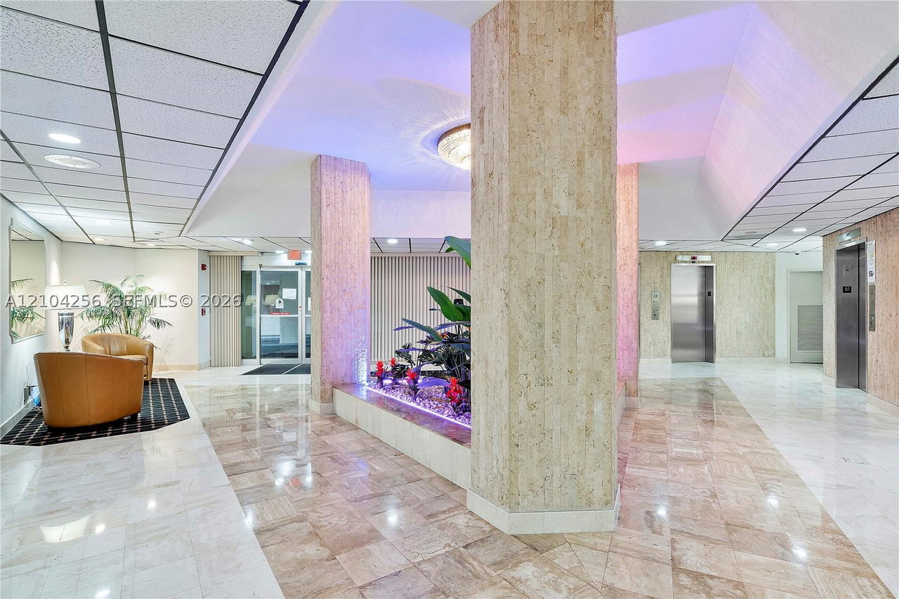 Real estate property located at 10777 Sample Rd #907, Broward, Country Club Tower Of Cor, Coral Springs, FL