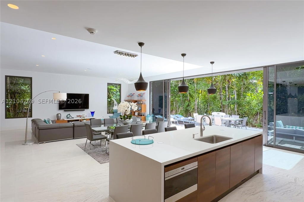Real estate property located at 7501 Coquina Dr, Miami-dade, North Bay Island, North Bay Village, FL