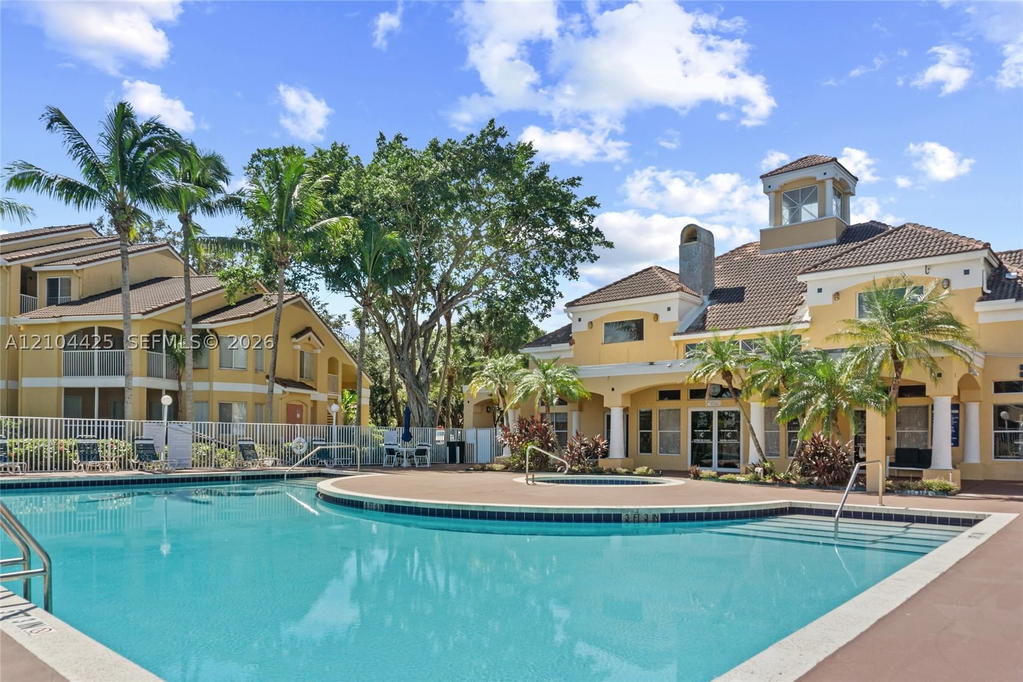 Real estate property located at 2371 33rd St #714, Broward, Sailboat Pointe Condo, Oakland Park, FL