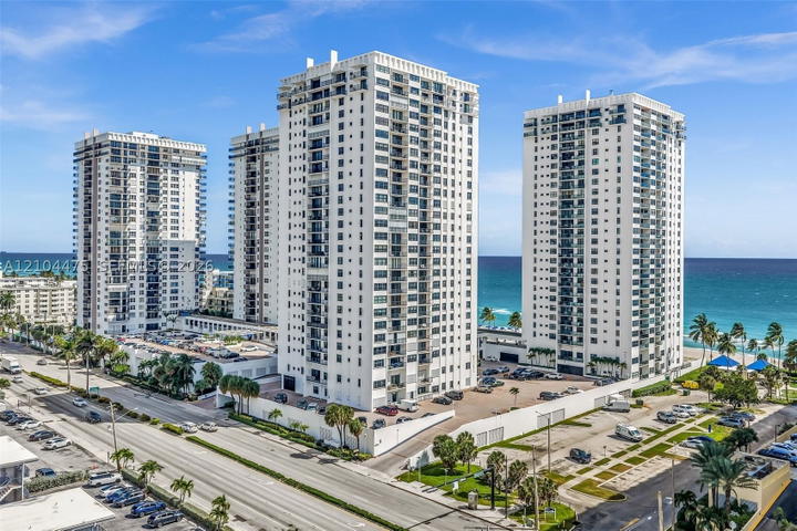 Real estate property located at 2401 Ocean Dr #2503, Broward, Britannia At Quadomain Co, Hollywood, FL