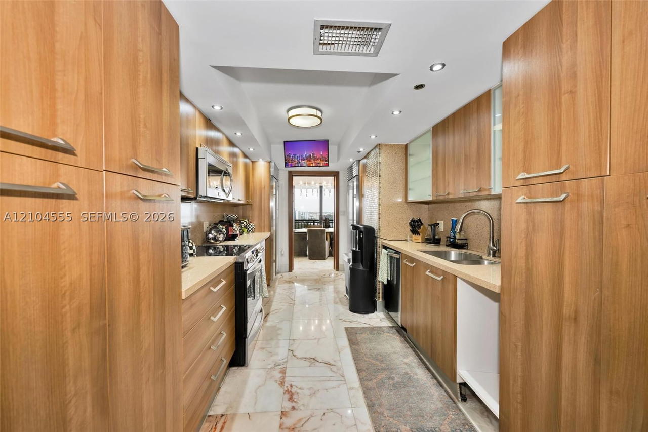 Real estate property located at 10175 Collins Ave #1207, Miami-dade, The Tiffany Of Bal Harbour, Bal Harbour, FL