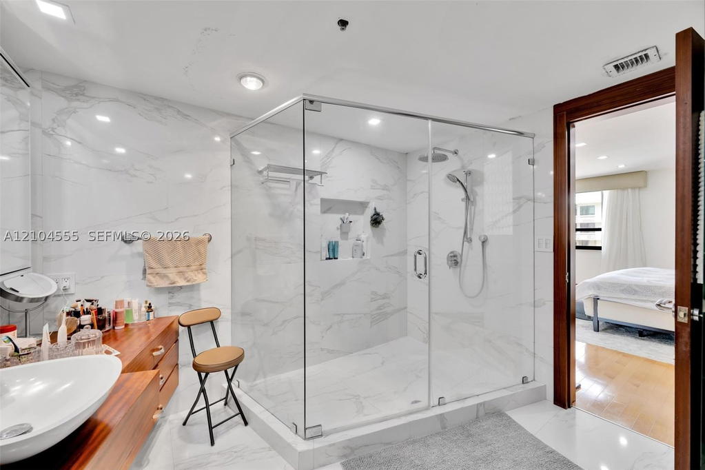 Real estate property located at 10175 Collins Ave #1207, Miami-dade, The Tiffany Of Bal Harbour, Bal Harbour, FL