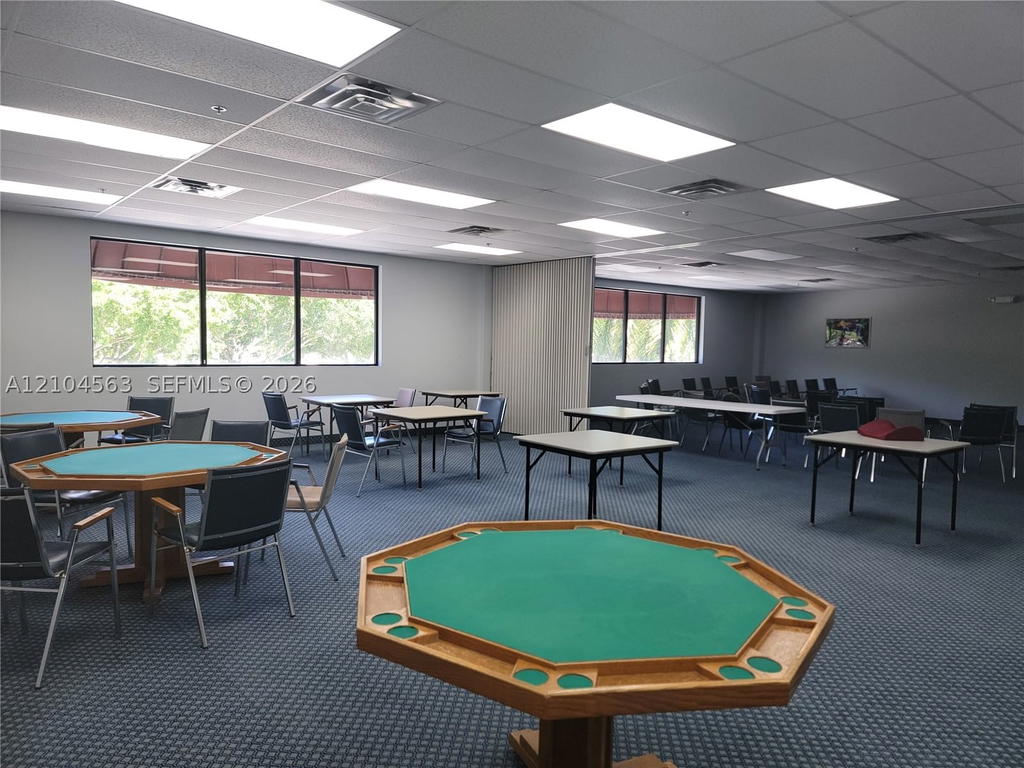 Real estate property located at 8911 Hollybrook Blvd #310, Broward, Hollybrook Golf, Pembroke Pines, FL