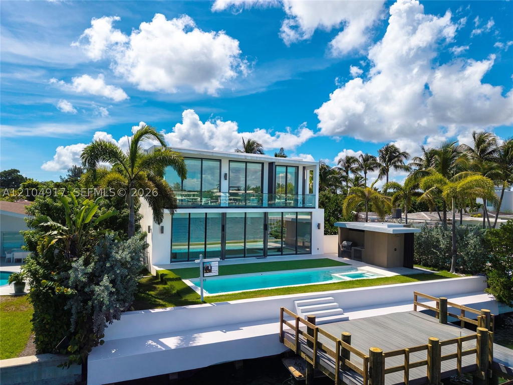 Real estate property located at 271 Shore Dr, Miami-dade, Normandy Golf Course, Miami Beach, FL