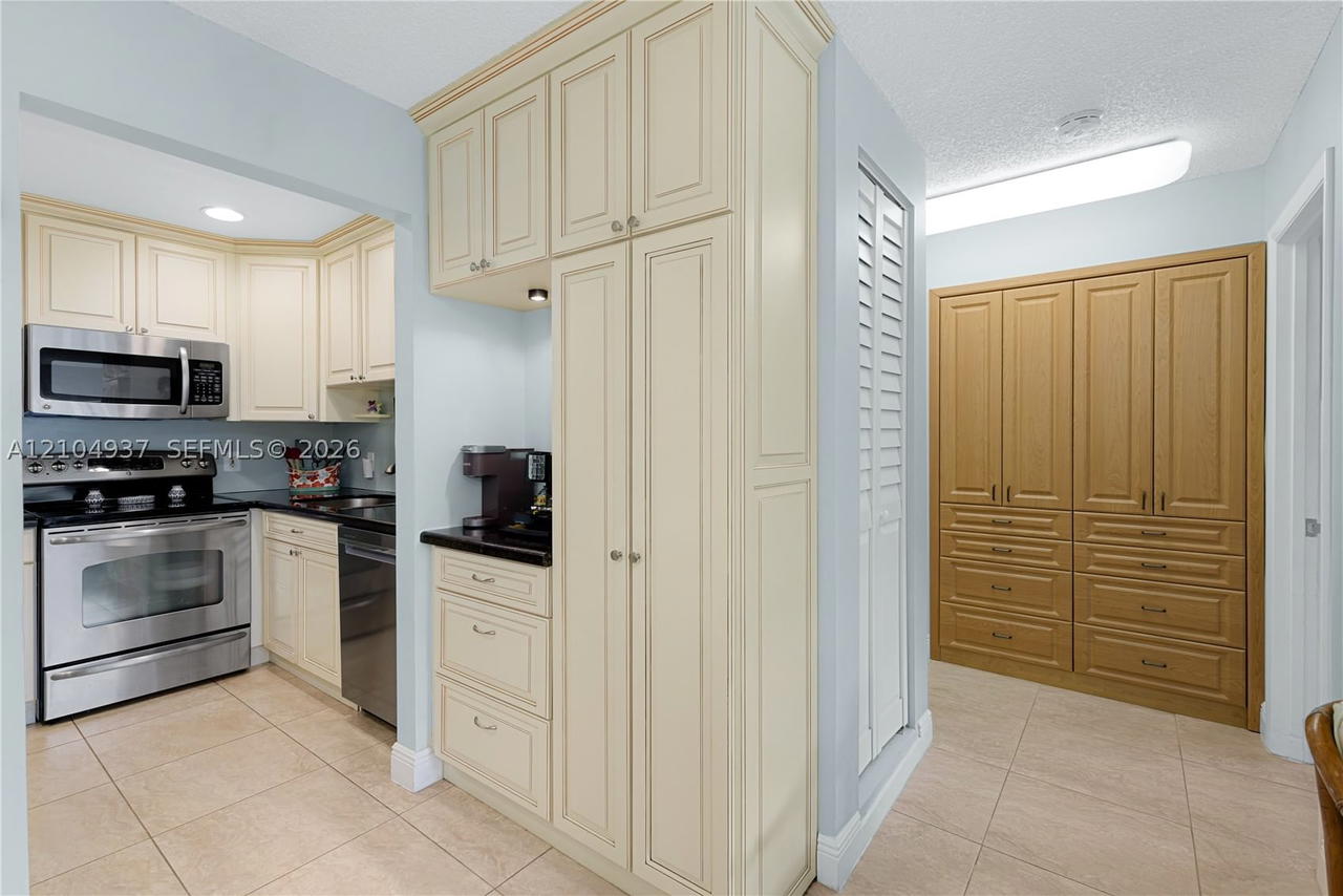 Real estate property located at 4108 88th Ave #3, Broward, Ramblewood East Condo, Coral Springs, FL