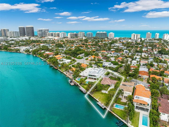 Real estate property located at 9250 Bay Dr, Miami-dade, Altos Del Mar No 5, Surfside, FL