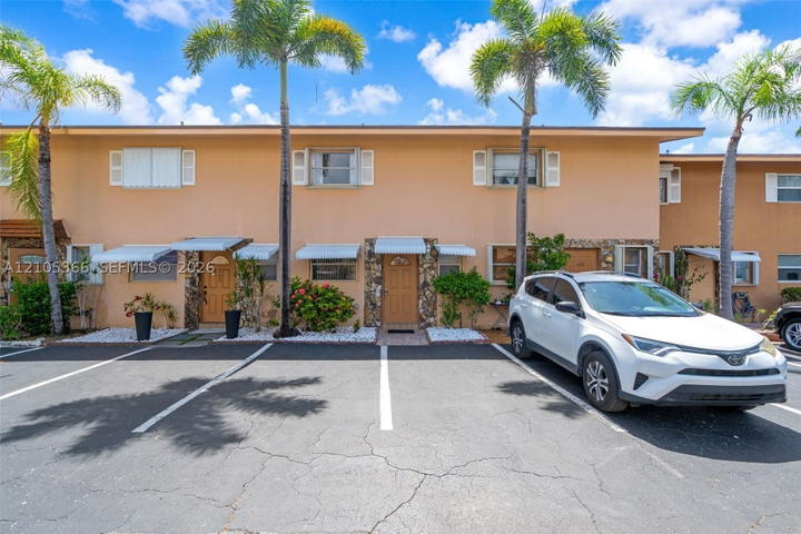 Real estate property located at 450 7th St #261, Broward, Townhouse East 1 Condo, Dania Beach, FL