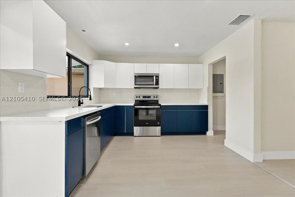 Real estate property located at 3905 67th Ter, Broward, Miramar Isles Sec 5, Miramar, FL