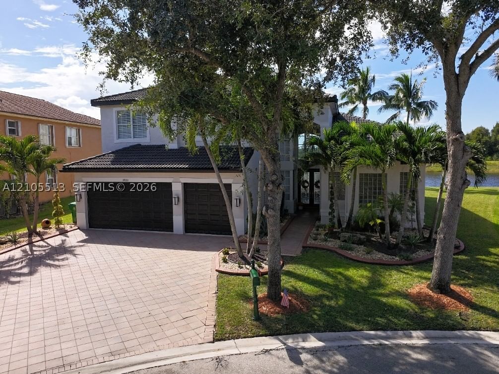 Real estate property located at 3920 195th Ter, Broward, Sunset Lakes Plat Two, Miramar, FL