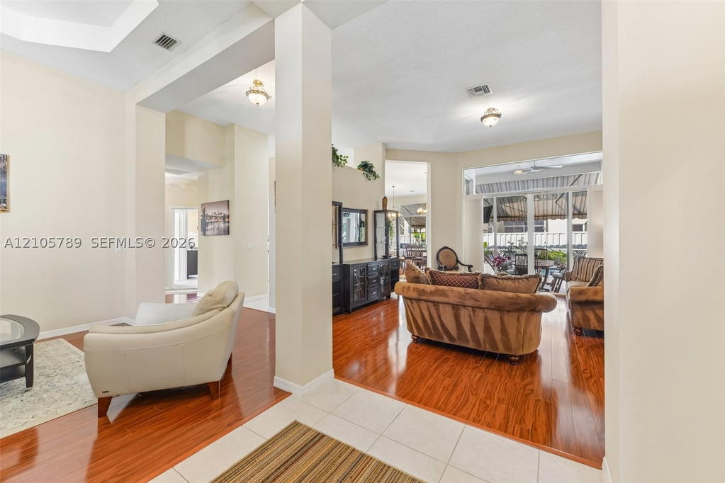 Real estate property located at 6353 191st Ave, Broward, Big Sky North Residential, Pembroke Pines, FL