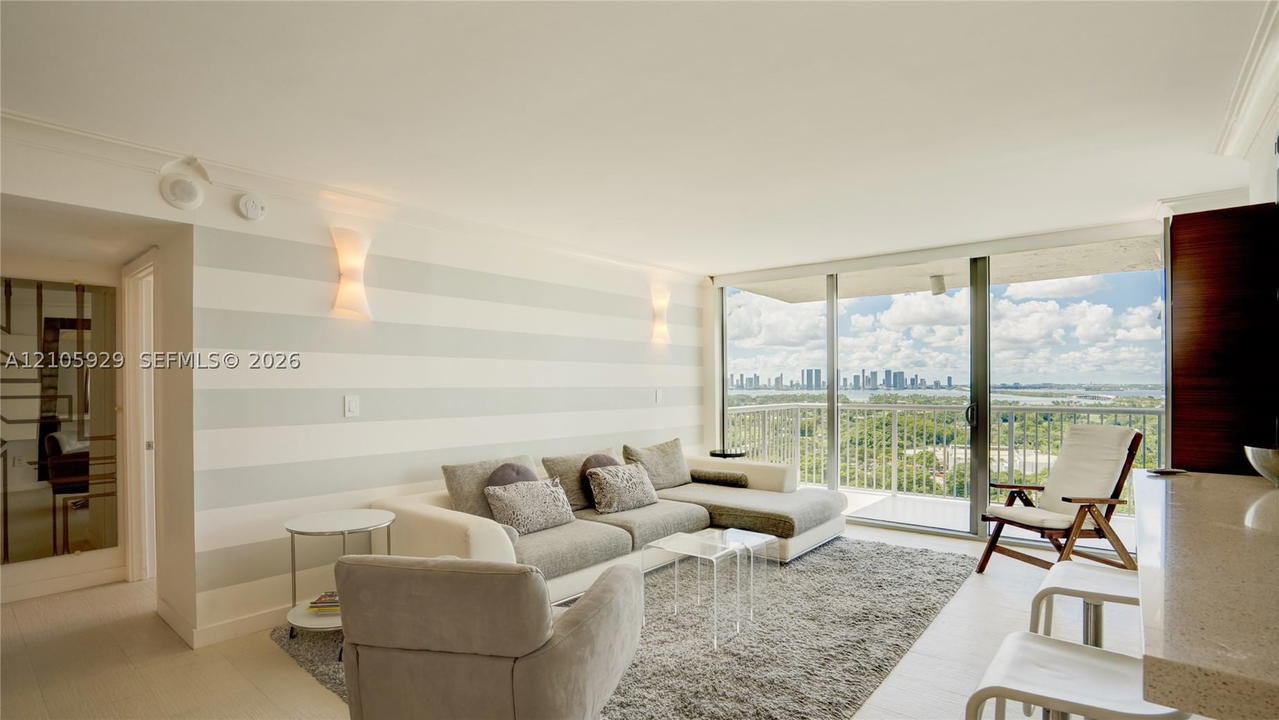 Real estate property located at 2655 Collins Ave #2301, Miami-dade, Mirasol Ocean Towers Cond, Miami Beach, FL