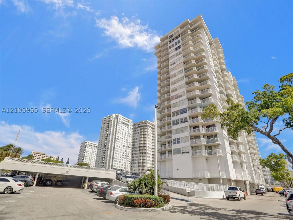 Real estate property located at 18011 Biscayne Blvd #1904, Miami-dade, Del Prado Marina, Aventura, FL